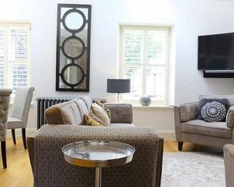 THE HIVE, romantic, character holiday cottage in Stow-On-The-Wold - Stow-on-the-Wold - Pokój dzienny