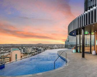 Stylish Resort Living In Cbd - Brisbane - Pool