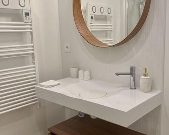 Maison Le Beaulieu - Vichy - Bathroom