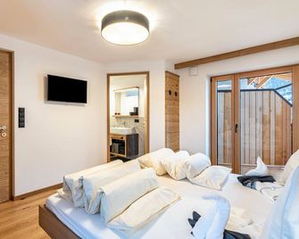 Planerhof Apartment Alpenrose - Funes/Villnöß - Спальня