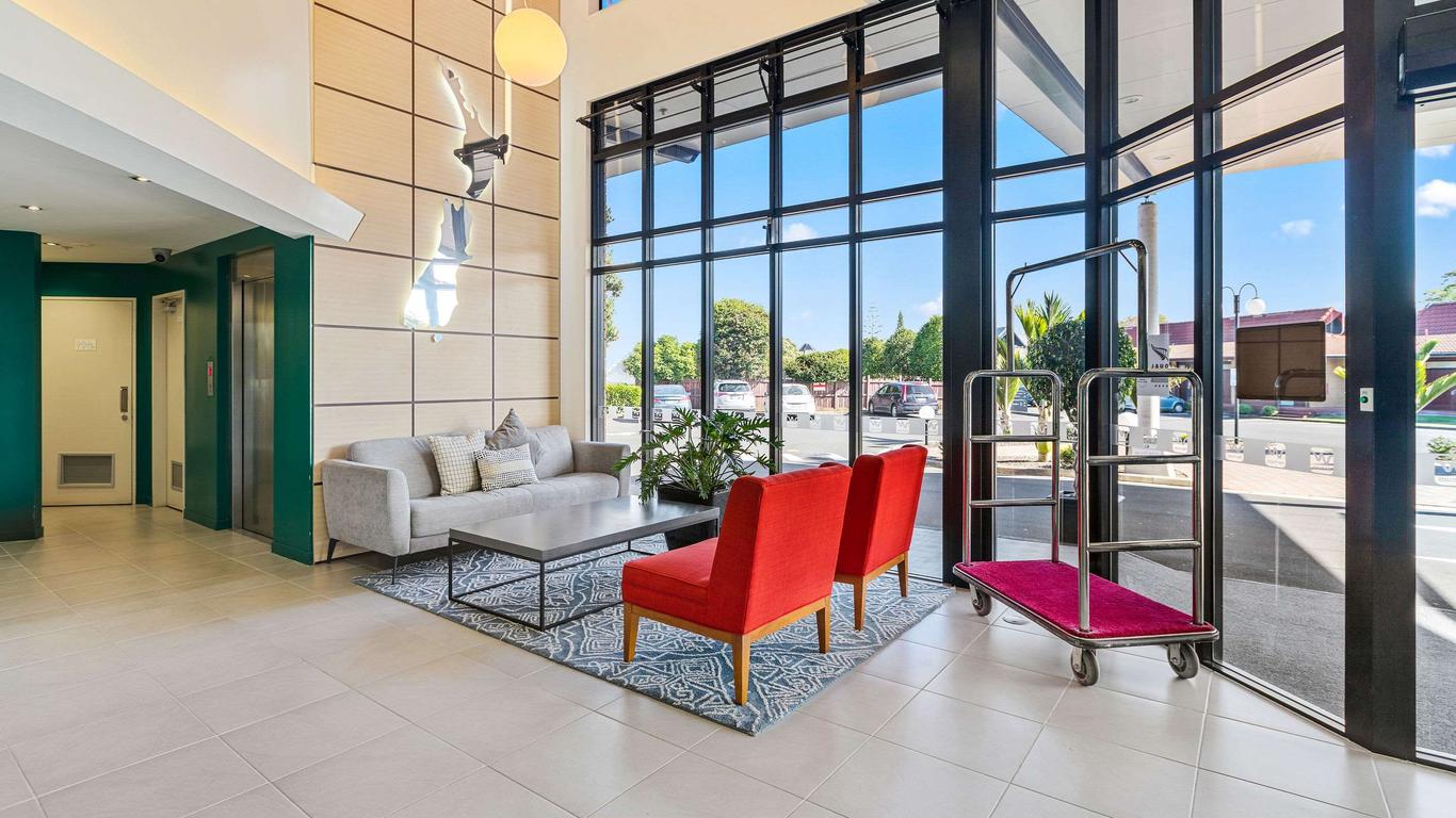 Quality Hotel Lincoln Green