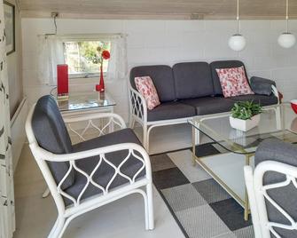 3 bedroom beautiful home in Thisted - Nørre Vorupør - Sala de estar