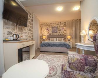 Antika Guesthouse - Kotor - Bedroom