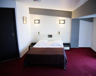 Gp Hotel - Bărcăneşti - Habitación