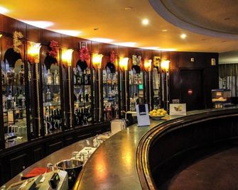 Hotel Nesrine Hammamet - Hammamet - Bar