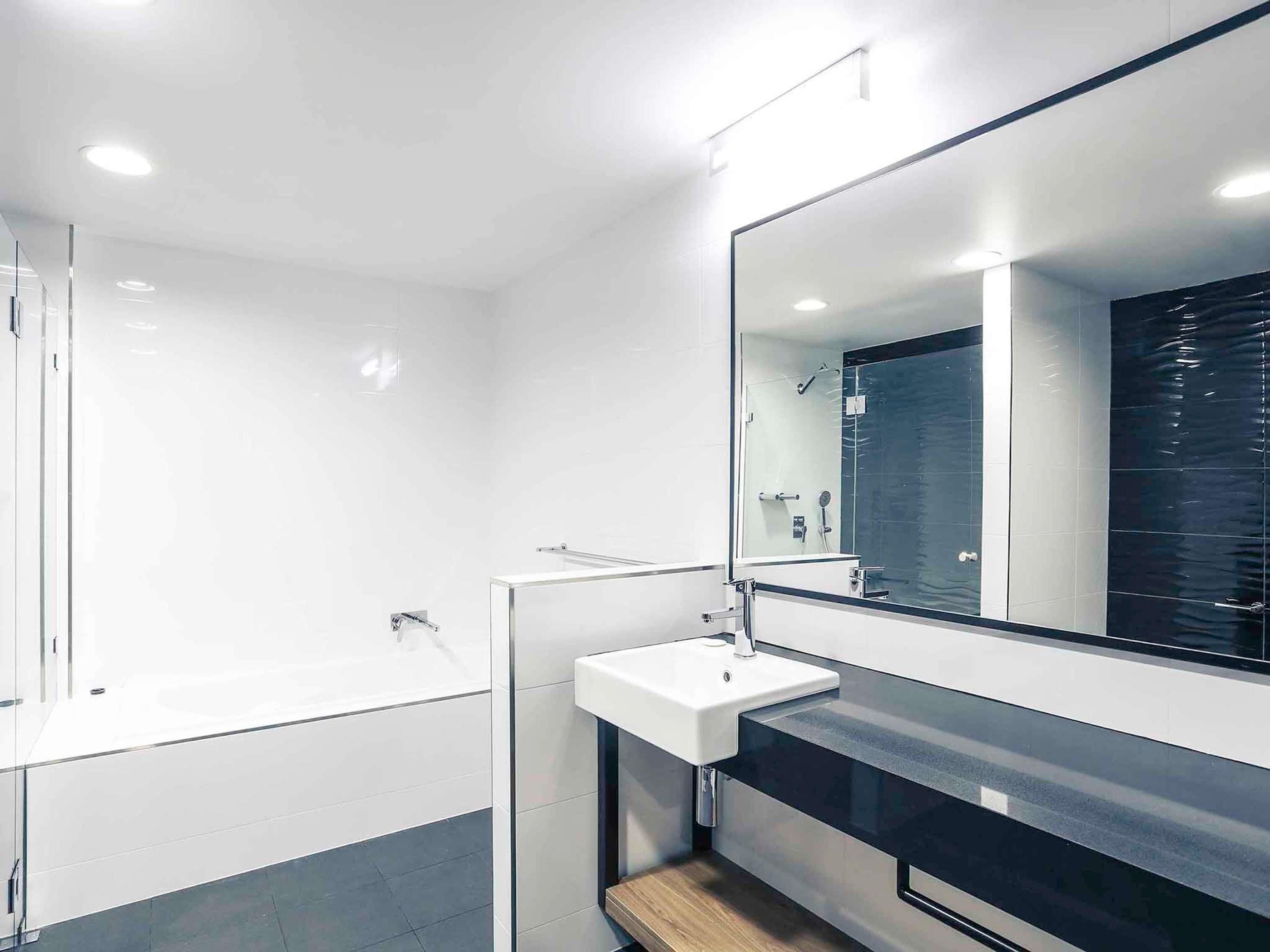 ميركيور تام وورث - تامورث - غرفة نوم