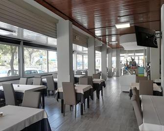 Hotel Calipso - Lignano Sabbiadoro - Nhà hàng