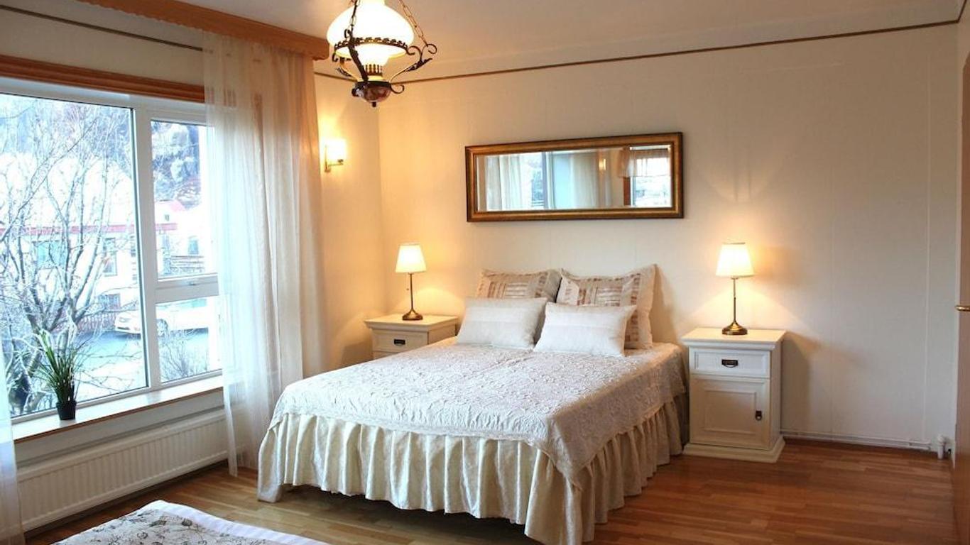 Guesthouse Árný