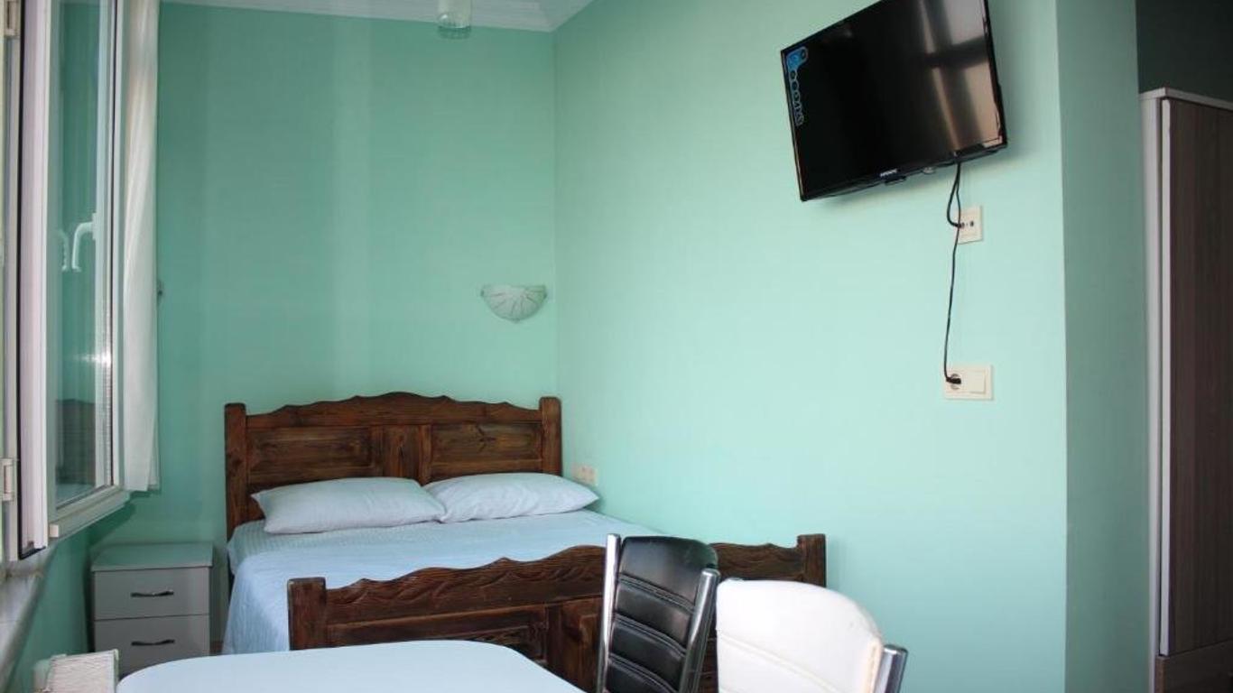 Happy Suite Boutique Hotel