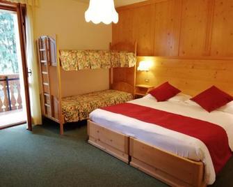 Hotel il Cardo - San Vito Di Cadore - Спальня