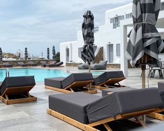Anna-Maria Mykonos Hotel - מיקונוס - בריכה