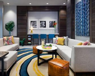 Hilton Garden Inn Miami Dolphin Mall - Miami - Sala de estar