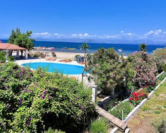 Ever Green beach Apartments - Kavos - Pool