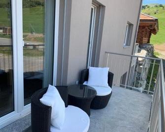 Haus Baracca - Lumnezia - Balcony