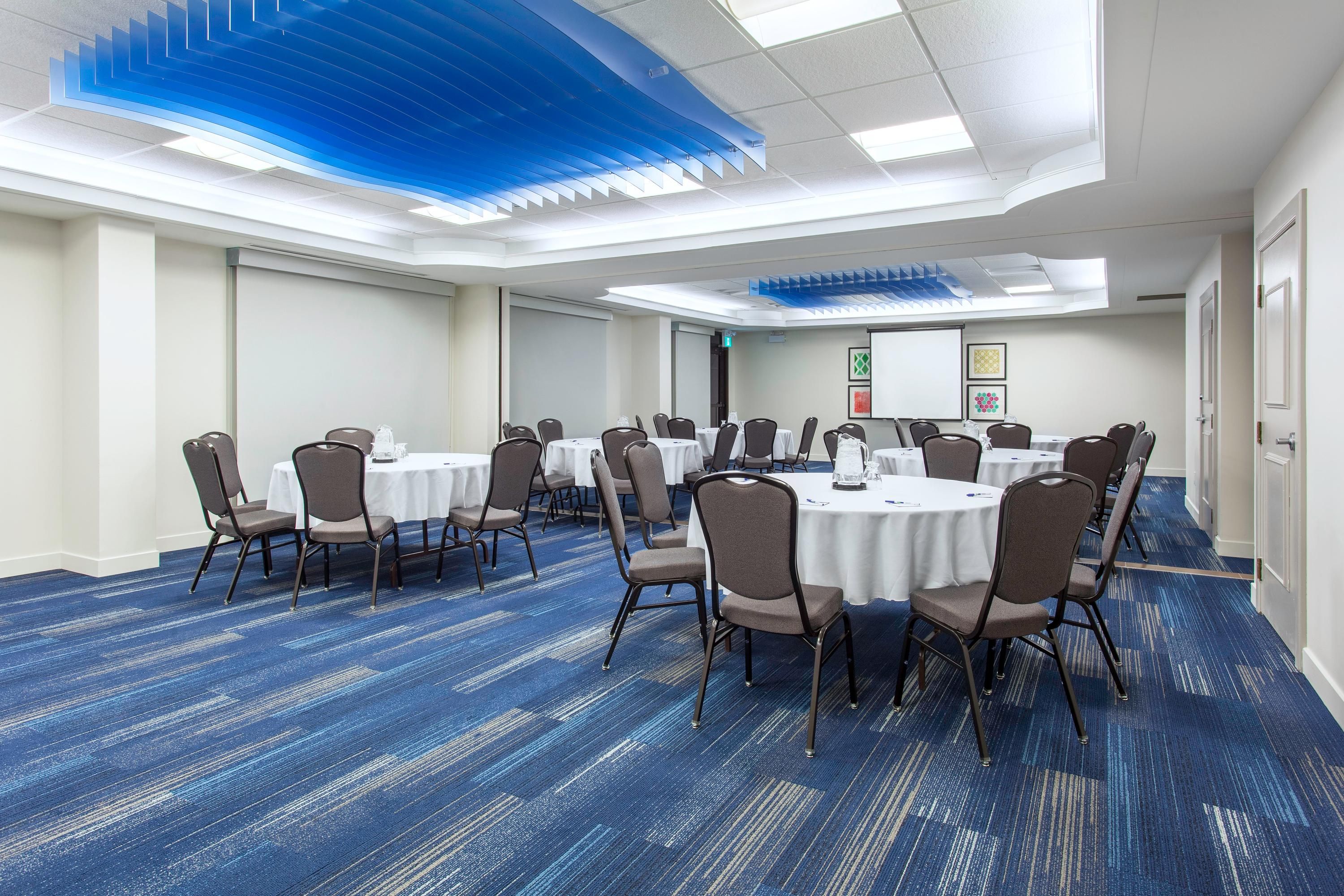 Holiday Inn Express & Suites Mississauga-Toronto Southwest By IHG