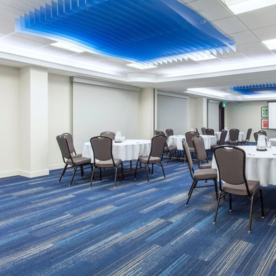 Holiday Inn Express & Suites Mississauga-Toronto Southwest By IHG image 1