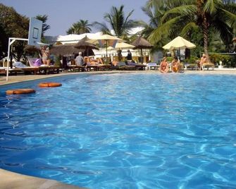 Mansea Beach Hotel and Resort - Serrekunda - Pool