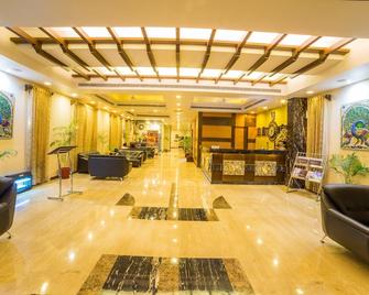 Amantra Comfort Hotel - Udaipur - Lobby