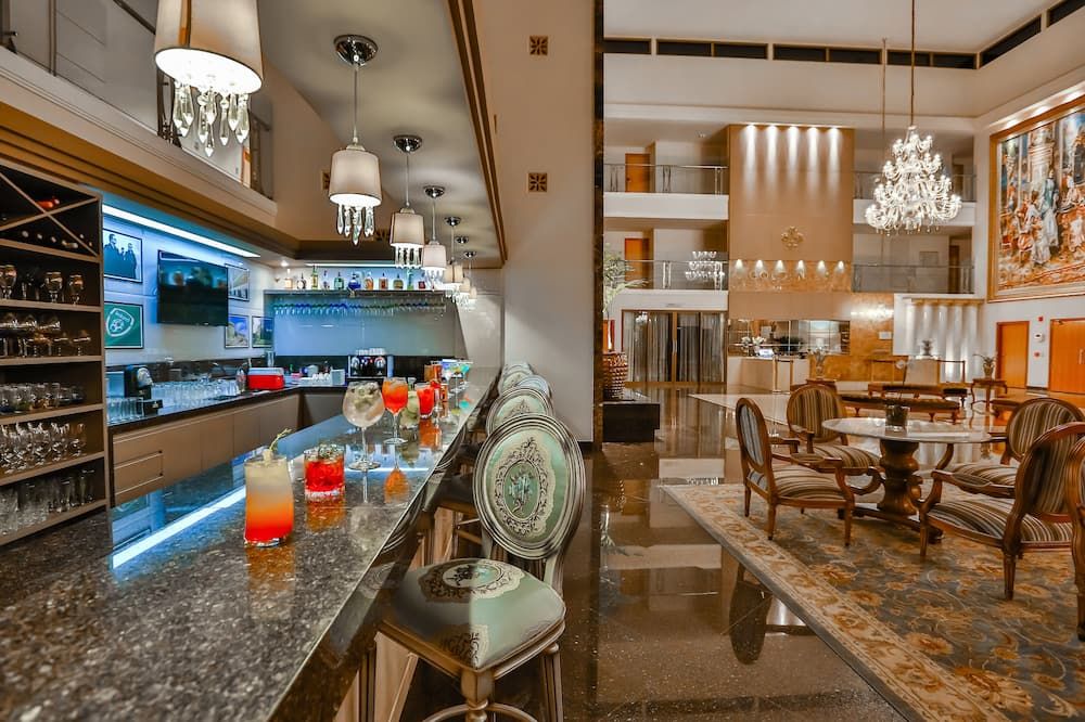 جولدن ليه هوتل بوتيك - غويانيا - بار