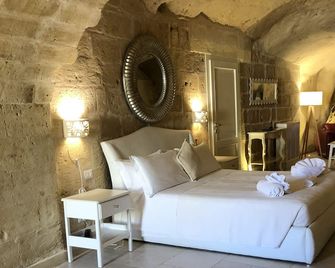 Caveoso Hotel - Matera - Yatak Odası