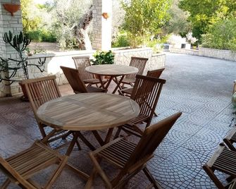 Contrada Macchia B&B - Tricase - Innenhof