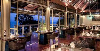 Centara Villas Phuket (Sha Plus+) - Karon - Ravintola