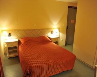 Franceschini - Ghisonaccia - Habitación