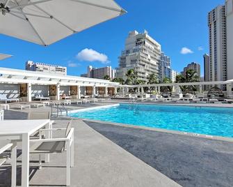 Luxury Ala Moana Resort 25th floor with balcony - Honolulu