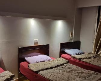 Wake Up! Cairo Hostel - קהיר - חדר שינה