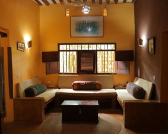 Gratitude Homes - Lamu - Living room