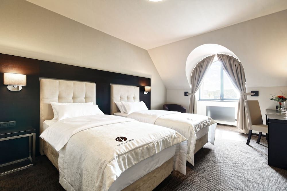 Hotel Victory thumbnail 2