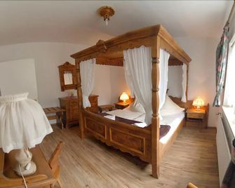 Landhotel Strandallee - Wunstorf