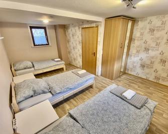 Monteurunterkunft Nesselröden - Duderstadt - Schlafzimmer
