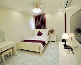 Hoang Giang Hotel - Cat Ba - Bedroom