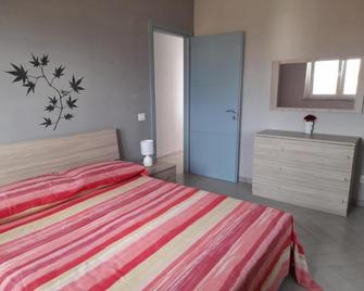 Appartamento Al Primo Piano Margherita - Sabaudia - Camera da letto