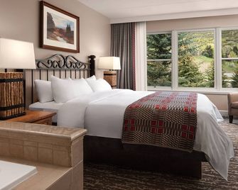 2 Bedroom Loft - Marriott's StreamSide at Vail - Birch, Douglas, and Evergreen - Full Resort Access - Vail - Quarto