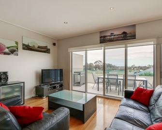 The Terrace - Lakes Entrance - Sala de estar