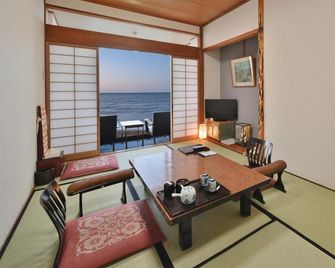 Futami Onsen Hotel Seikai - Ise - Bedroom