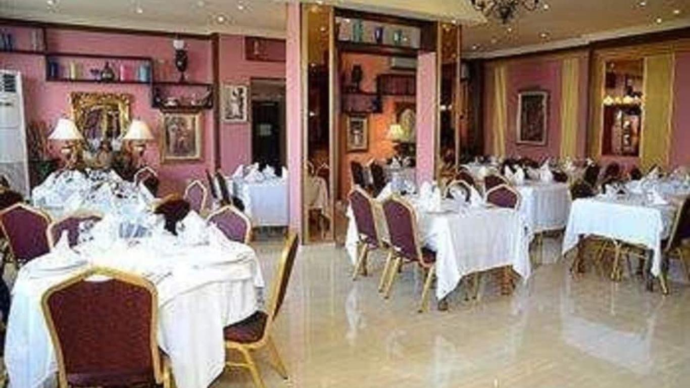 Hotel Les Ambassadeurs