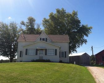 Blackhawk Creek - A Great Family Getaway - Ferdinand - Edificio