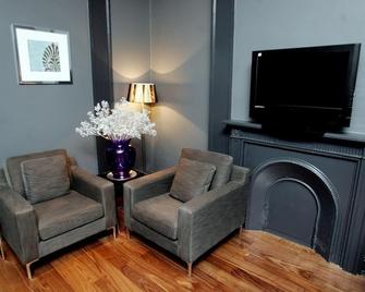 Boutique 25 - Skipton - Living room