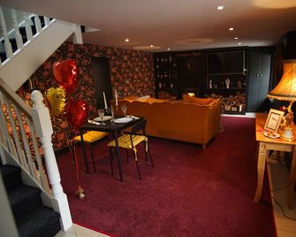 Charming 2-Bed House in West Cork Cupid's Cottage - Ballylickey - Wohnzimmer