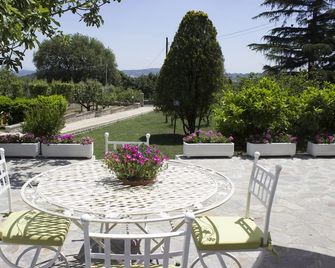 Le3sorelle - Monterosi - Patio