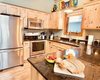 Well-appointed lakefront villa with gameroom at Giants Ridge - Biwabik - Cocina