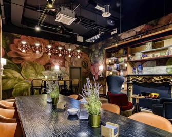 ibis Styles Zurich City Center - Zürich - Bar