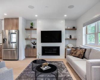 Odlum Drive · New Gorgeous Home Restored To Original Heritage - Vancouver