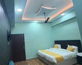 Hotel A V Grand Inn - Kanpur