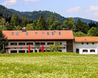 Jugendherberge Schliersee - Schliersee - Gebäude
