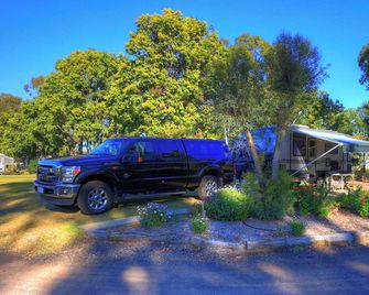 Milmerran Village Caravan Park - Millmerran - Vista del exterior