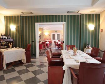 Hotel Azzano Decimo - Azzano Decimo - Restaurante